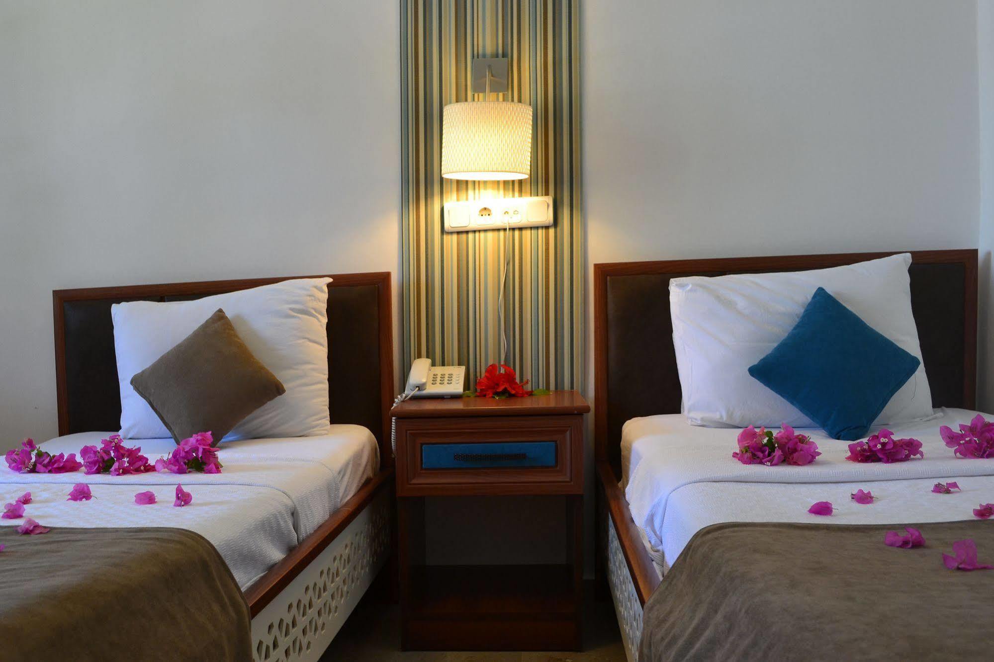 Oskay Hotel Dalyan Exteriör bild